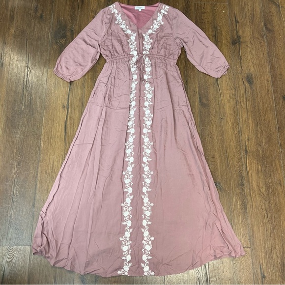 Polygram “The Rylan” modest embroidered maxi dress SZ MED - Picture 6 of 10